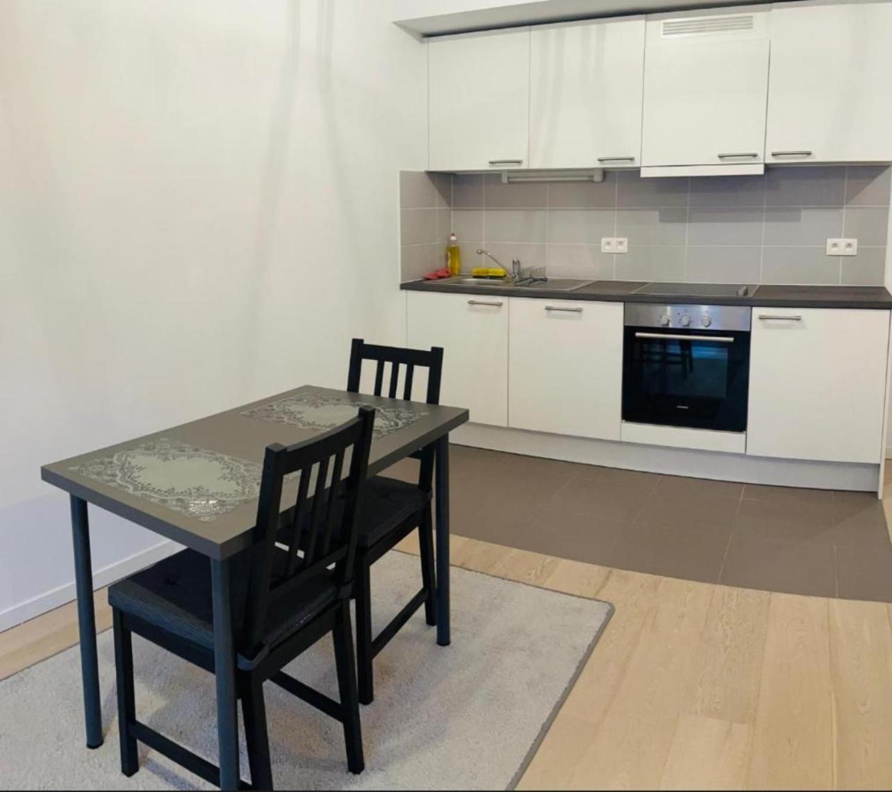 Beau Studio Apartment Bruxelles Exterior foto